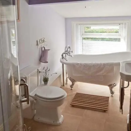 Apartment Alpine No 4 *